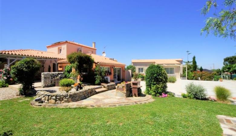 la maison et son gîte