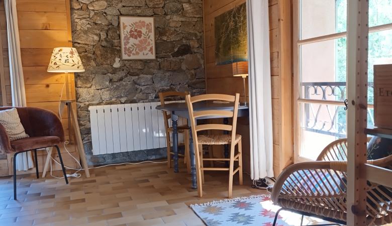 1000009046 1000009046