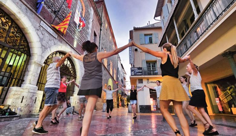 20230703 Sardane - Place de La Loge Perpignan