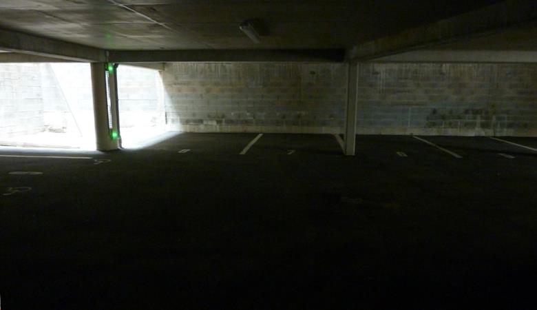 22 Place de parking N° 8
