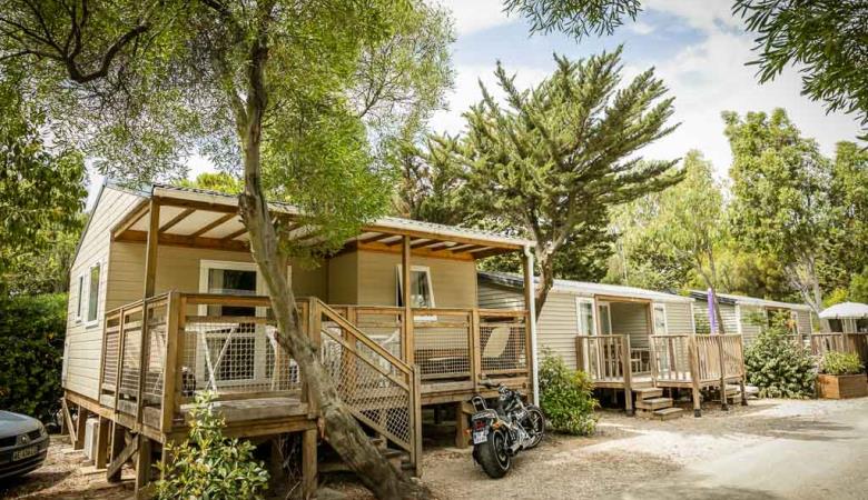 23 Chalets et Hébergements Insolites en Camping 5 étoiles en Languedoc Roussillon