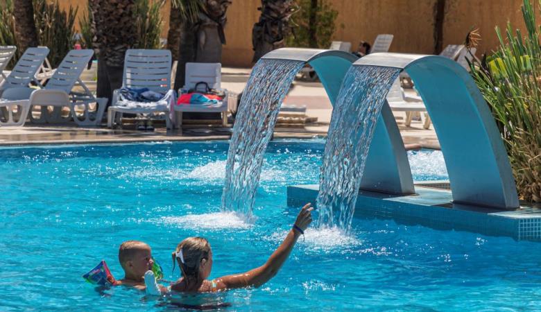 CAMPING L'OASIS & CALIFORNIA
