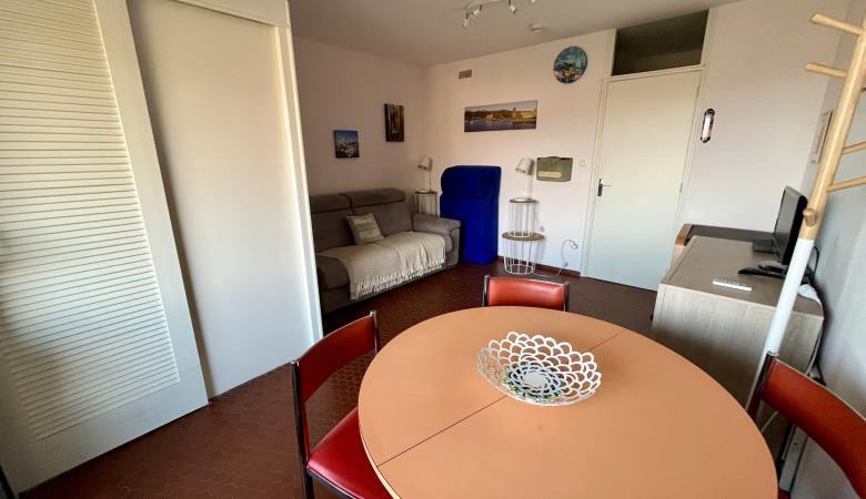 4_Location Collioure_vue_vers_salon