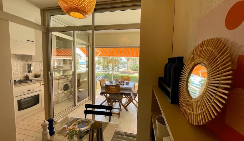 4253059c-5a57-49e5-9ea1-22aed9c1b28c