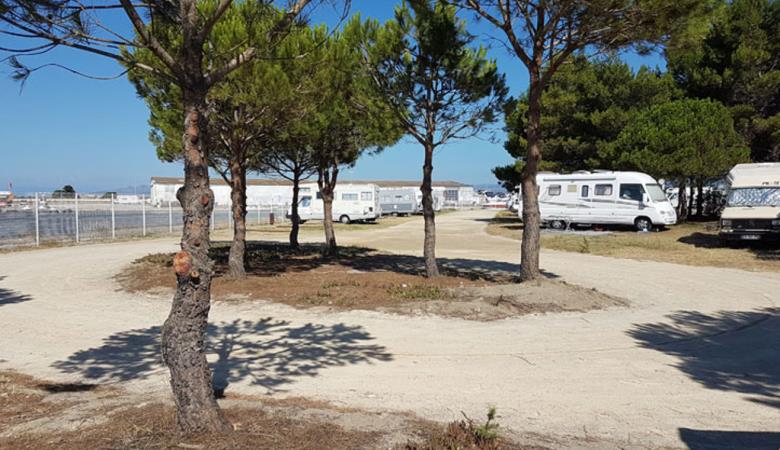 66-Barcares-aire-camping-car-park-aire-1