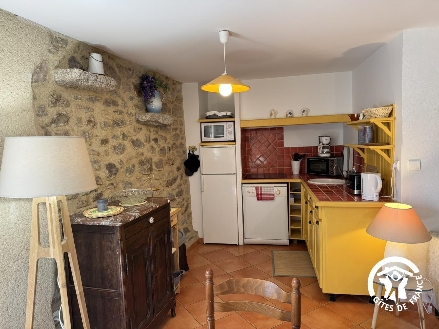 Les Angles - Village station