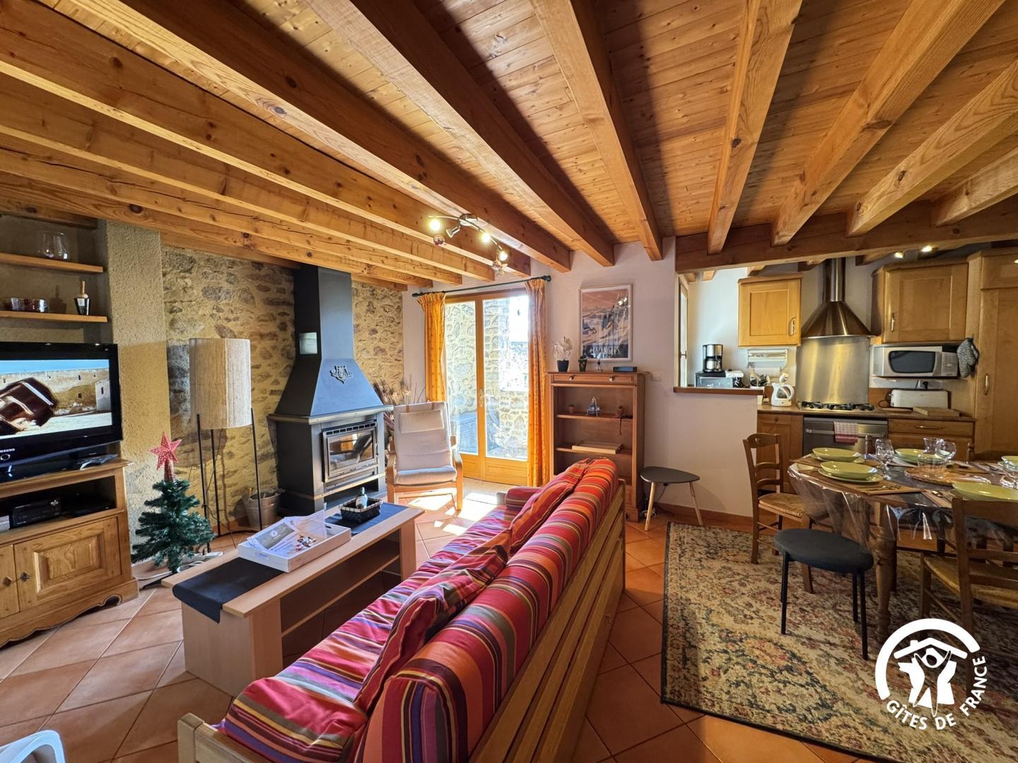 Les Angles - Village station