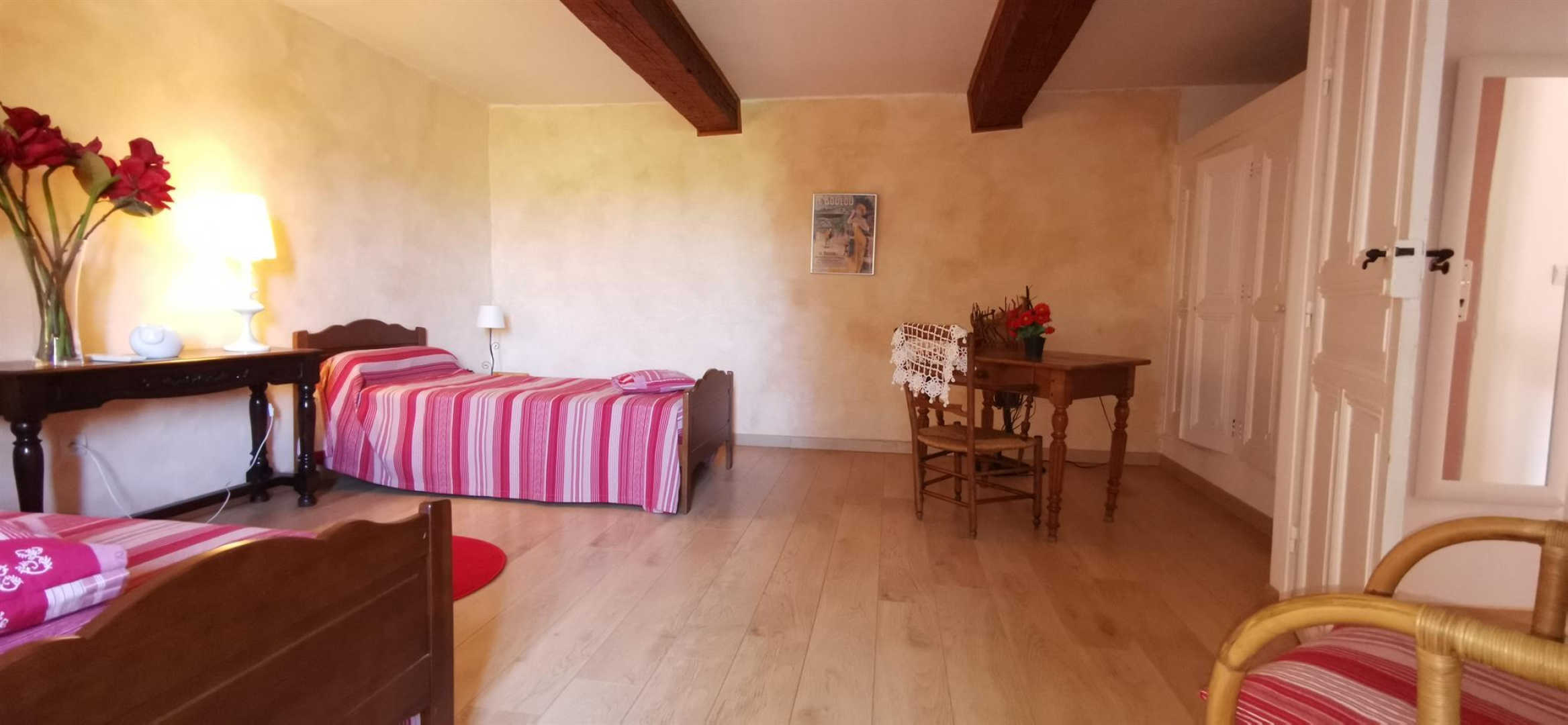 66G101524 424517b0401648cd8ce9524961ccd837