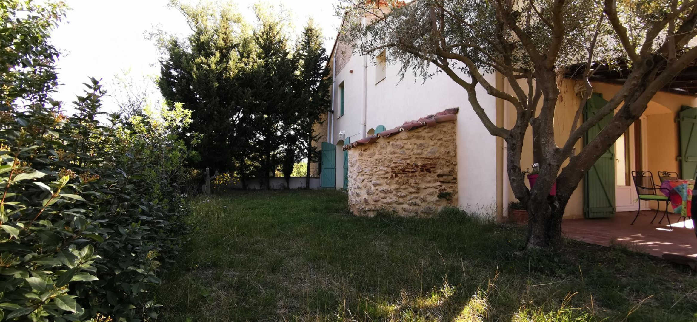 66G101524 57e6ce63afe84c298f697a886e4d819e