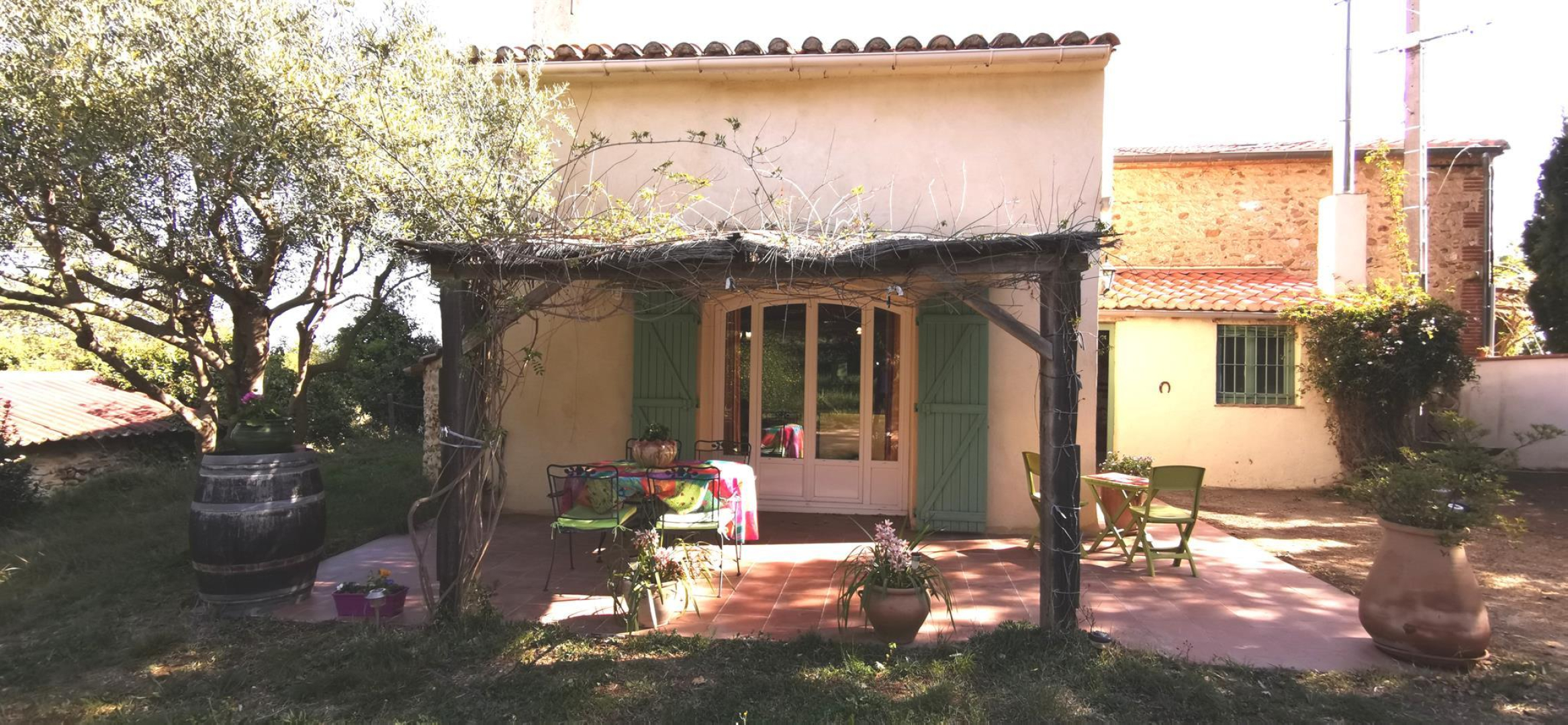 66G101524 d8b564ec1206496eafb14a1afe81c0b3