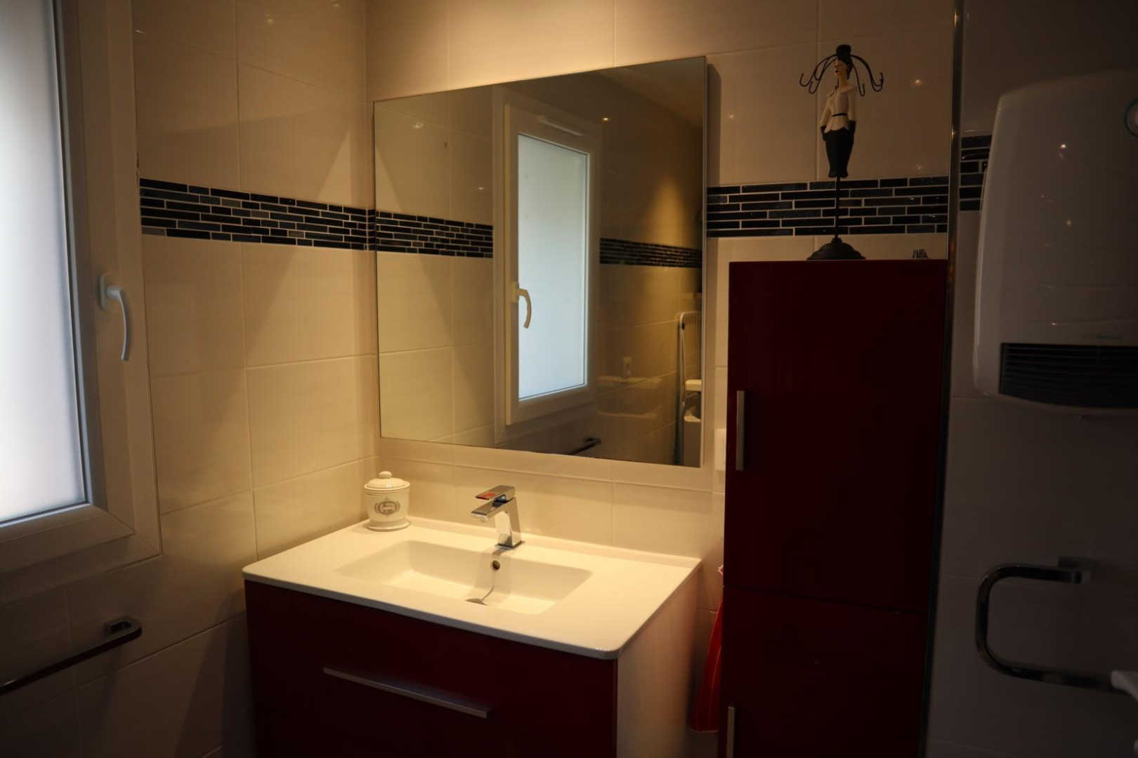 66G101530 5824f4f9cab0420ea822b36656851855