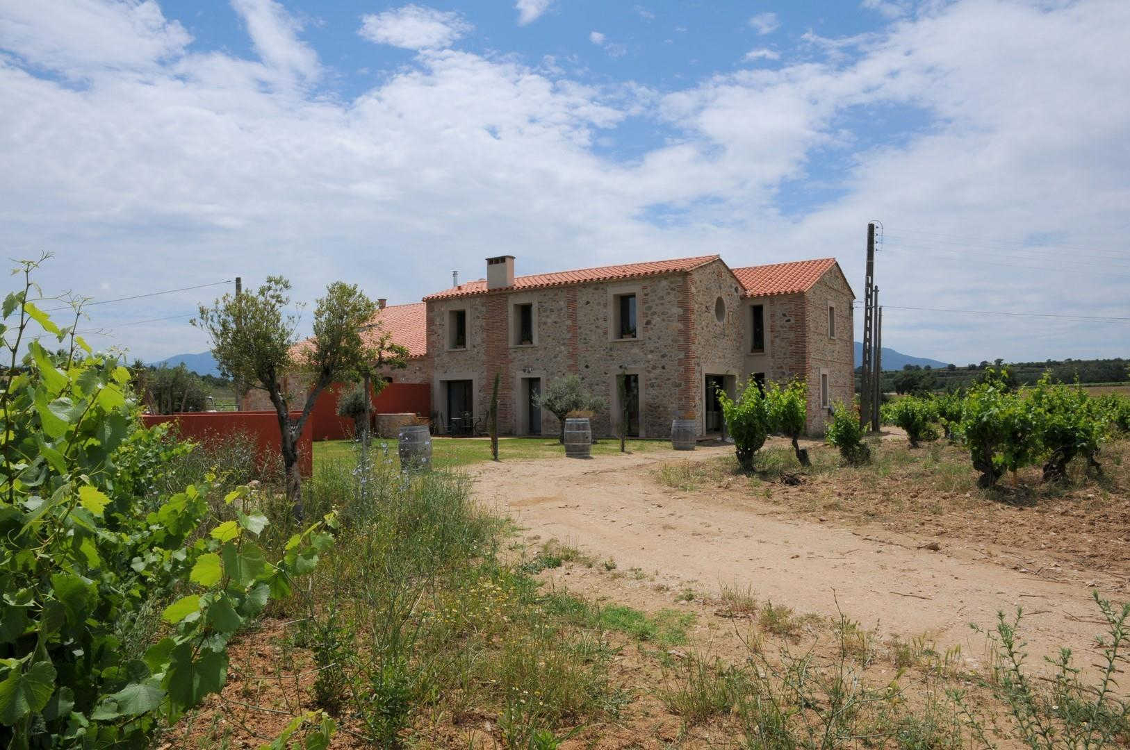 66G102601 766fcc95704c4a62aa467bab0317bca0