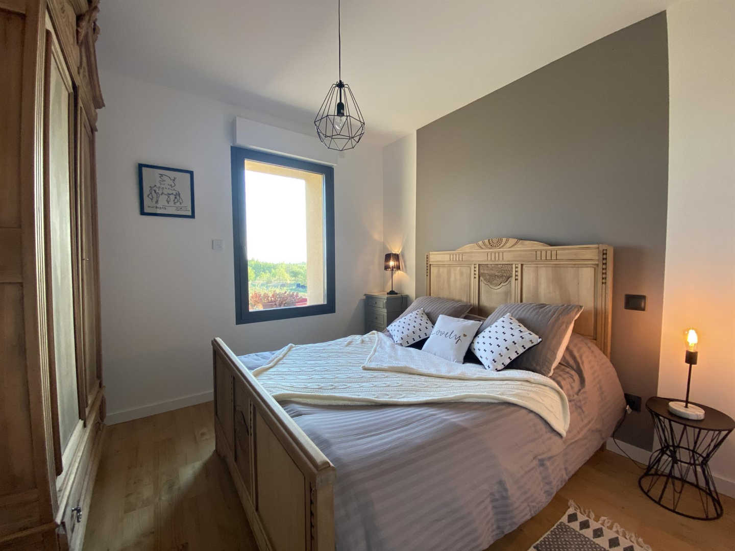 66G102601 ce556fd1d1d541fb8913a91380393374