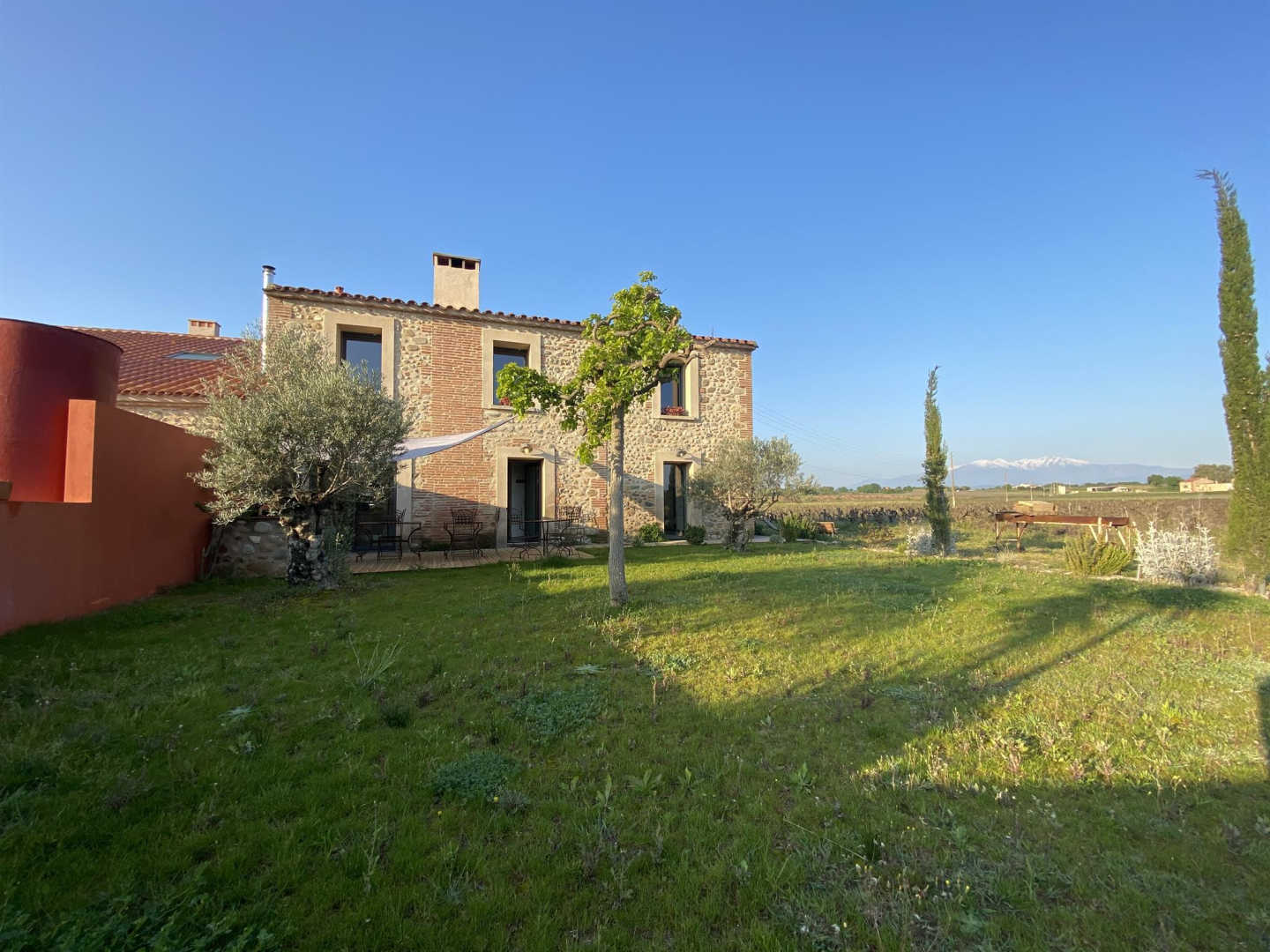 66G102601 e23a04436b394c42b7619a7e9dcba02d