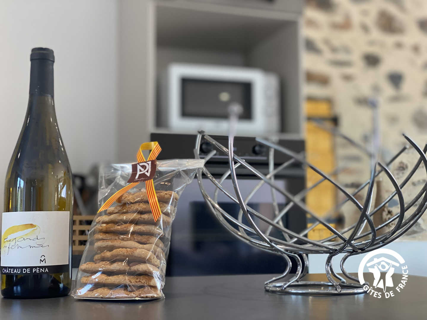 66G103304 26c3e8c543b4435d969931f5234c702c