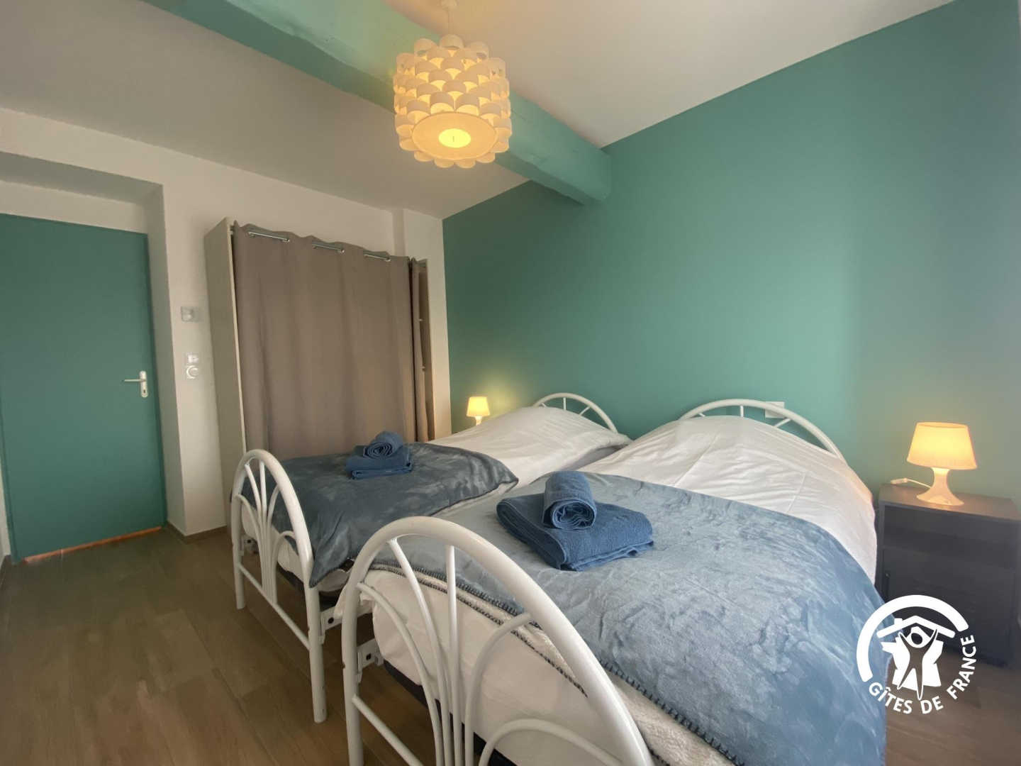 66G103304 33c97b3bb59b4057abb2a9d65d789f00