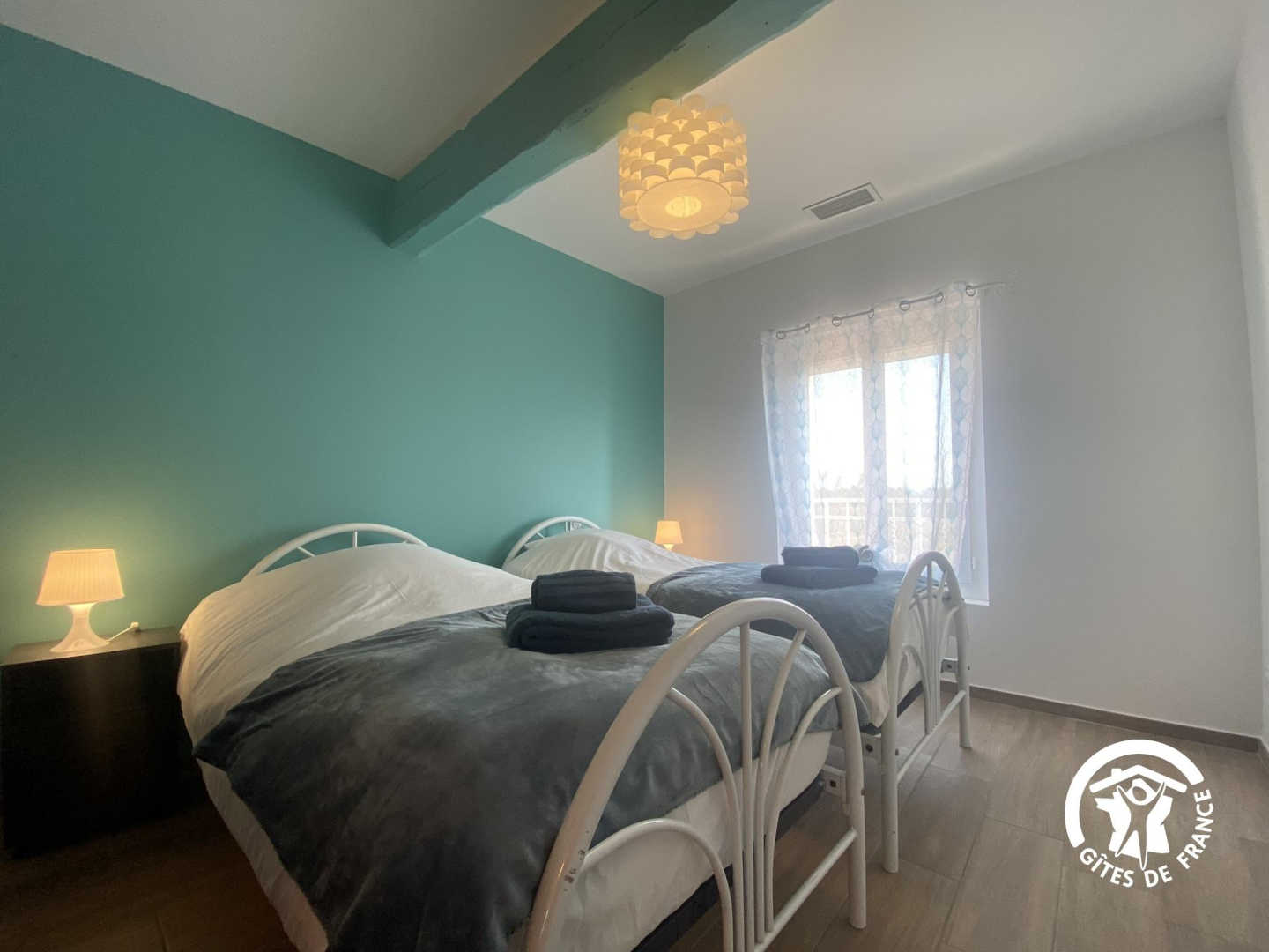 66G103304 5d9d63036b184d25aef7b444ed9af928