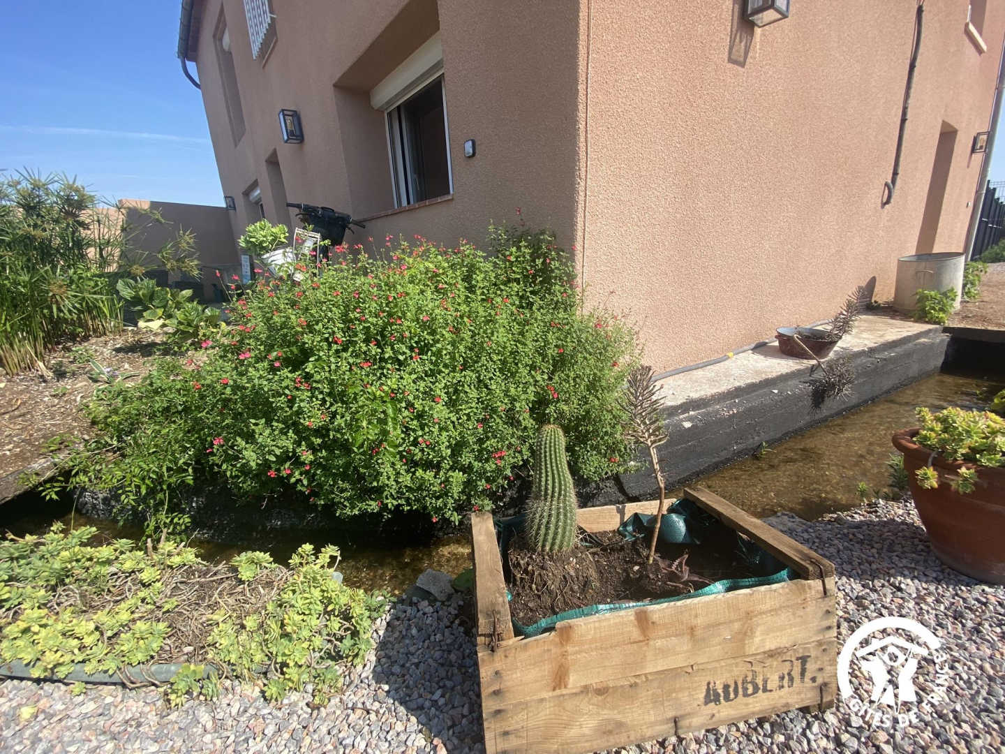 66G103304 d7c90d5530e749cb9c2bbd5b6037fd36