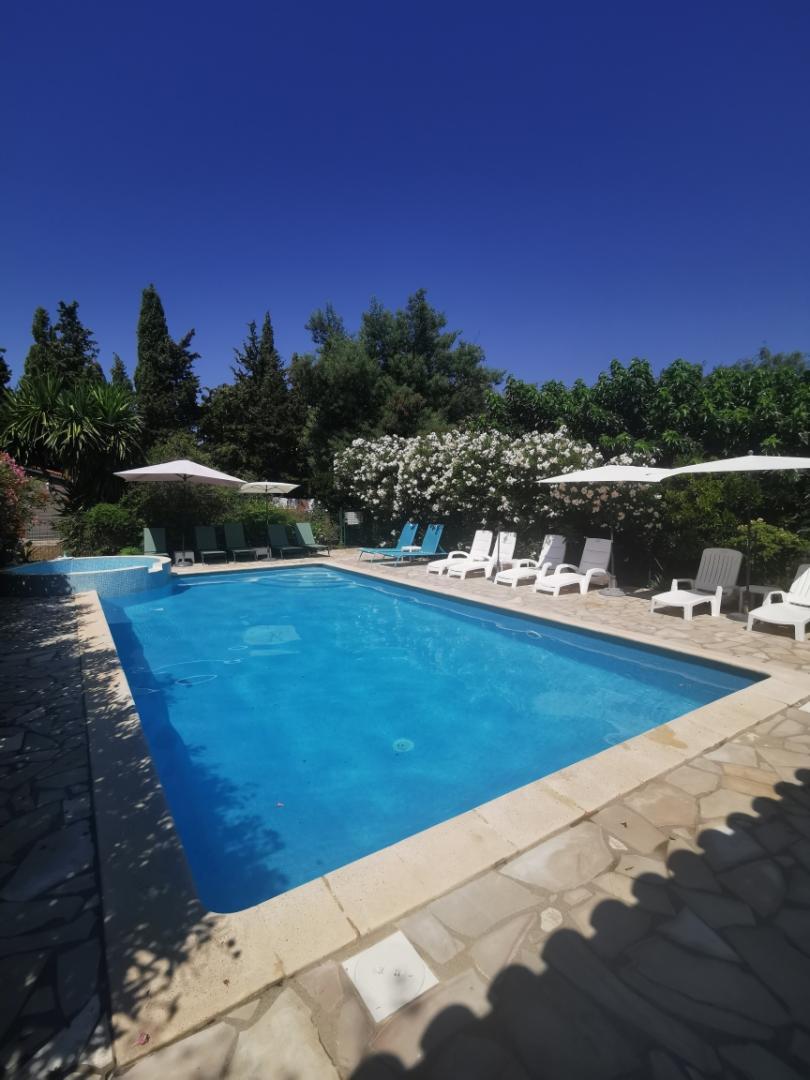 66G103305 d219672962ae491a8df662832d9f6960