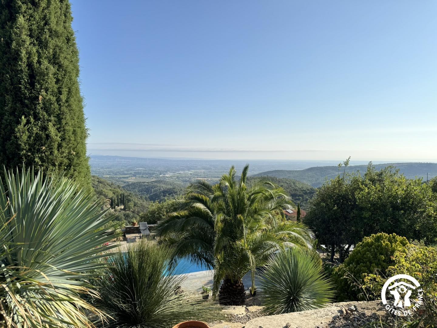 66G103306 4b2e41eb542840a29fa5478606adffa0