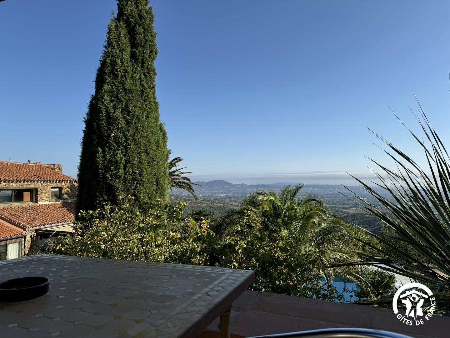 66G103306 812186ca43914ecc8aecfc297b93412c