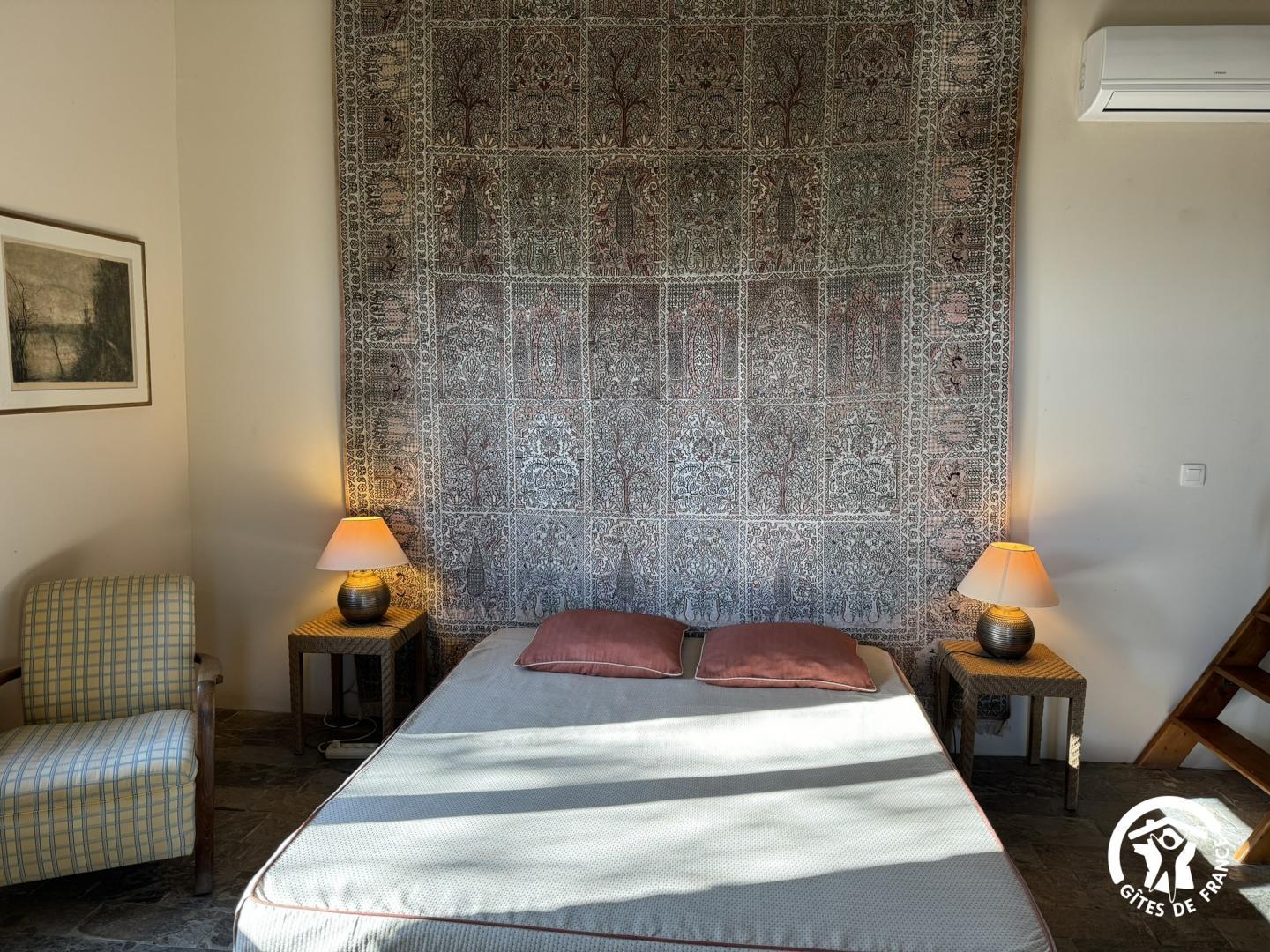 66G103306 b6d6054bf5cc4264819c7293421eff17