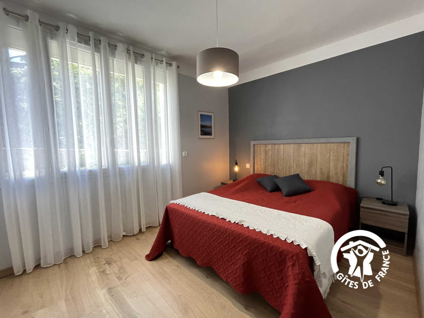 66G109903 f4fdc91ca6f14d969a9a0348a8f9703c