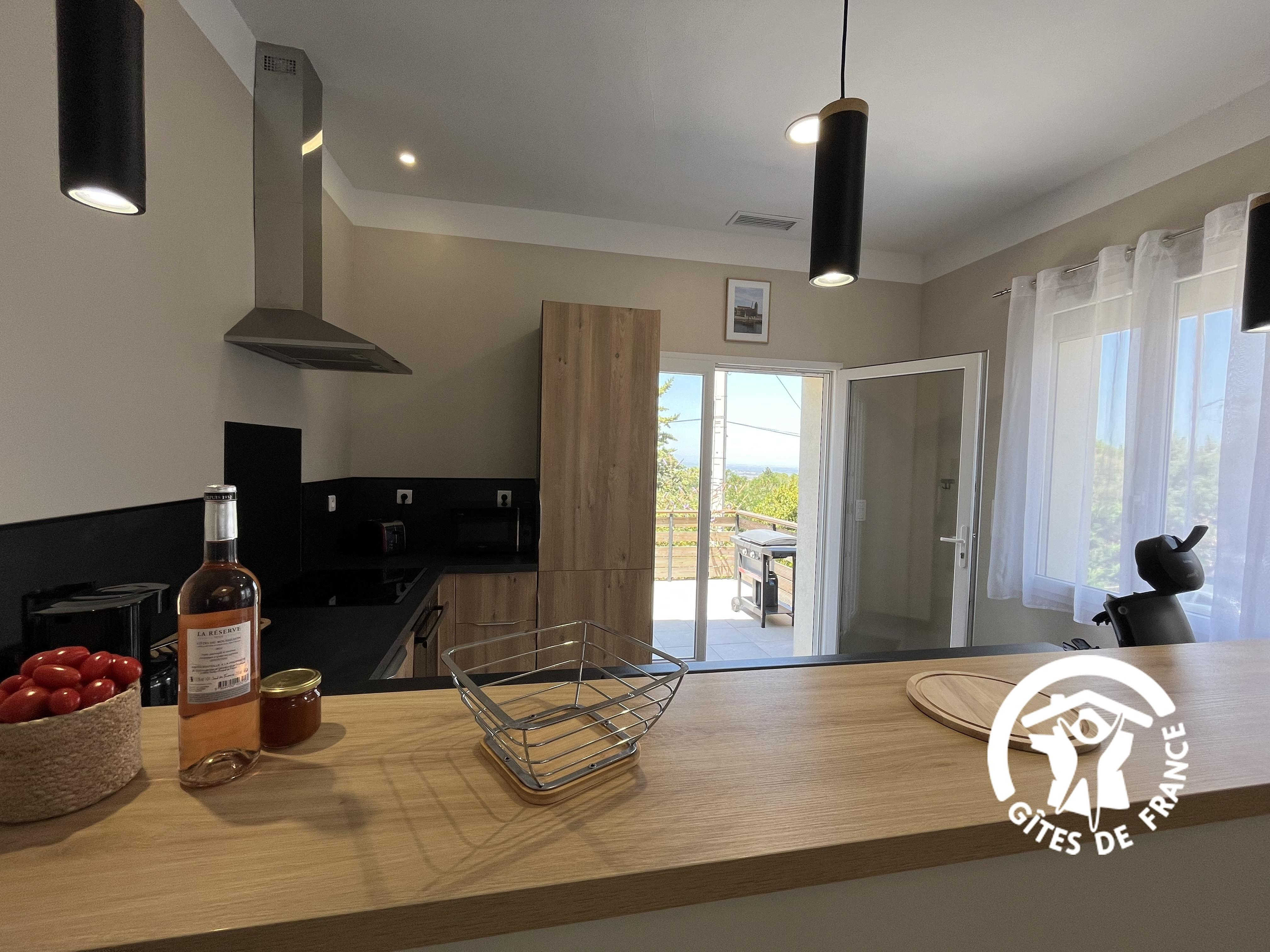 66G109904 00f5371e9ee84841b3901d39ff7f7ce1