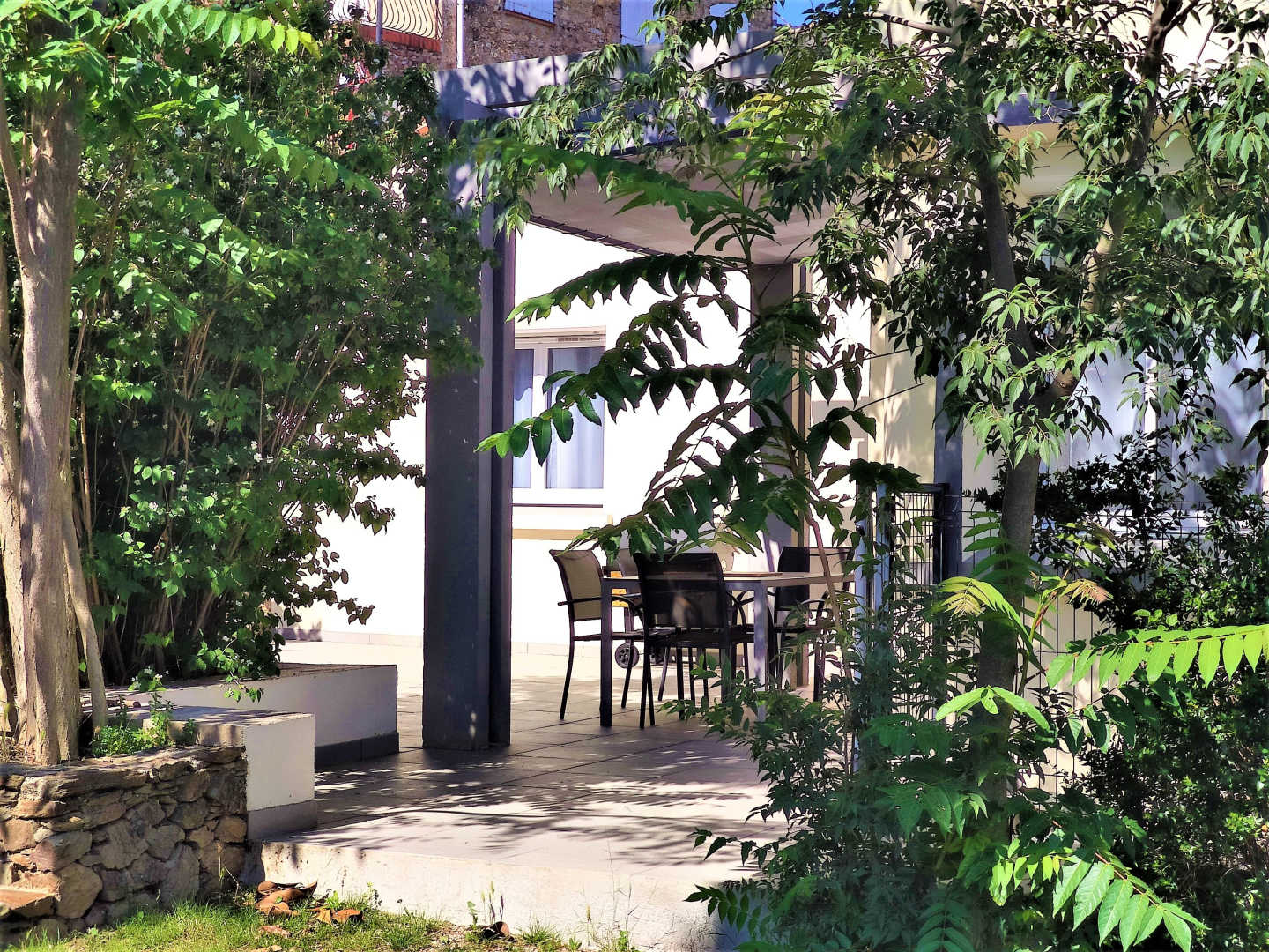 66G109904 19d9728186cd4bc1831eeffc96c5300d