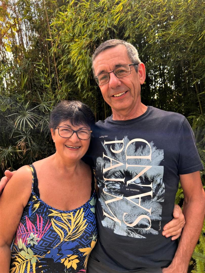 66G109904 51700379b5ed4cc496f9a8a81446fbce