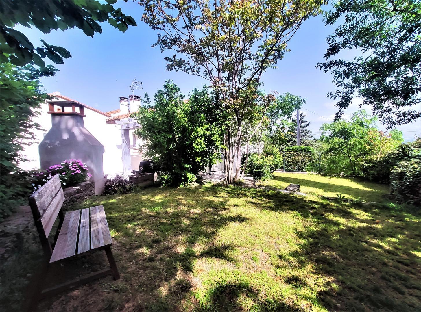 66G109904 60dd756286f34ebdaa4efa6004ce5b07