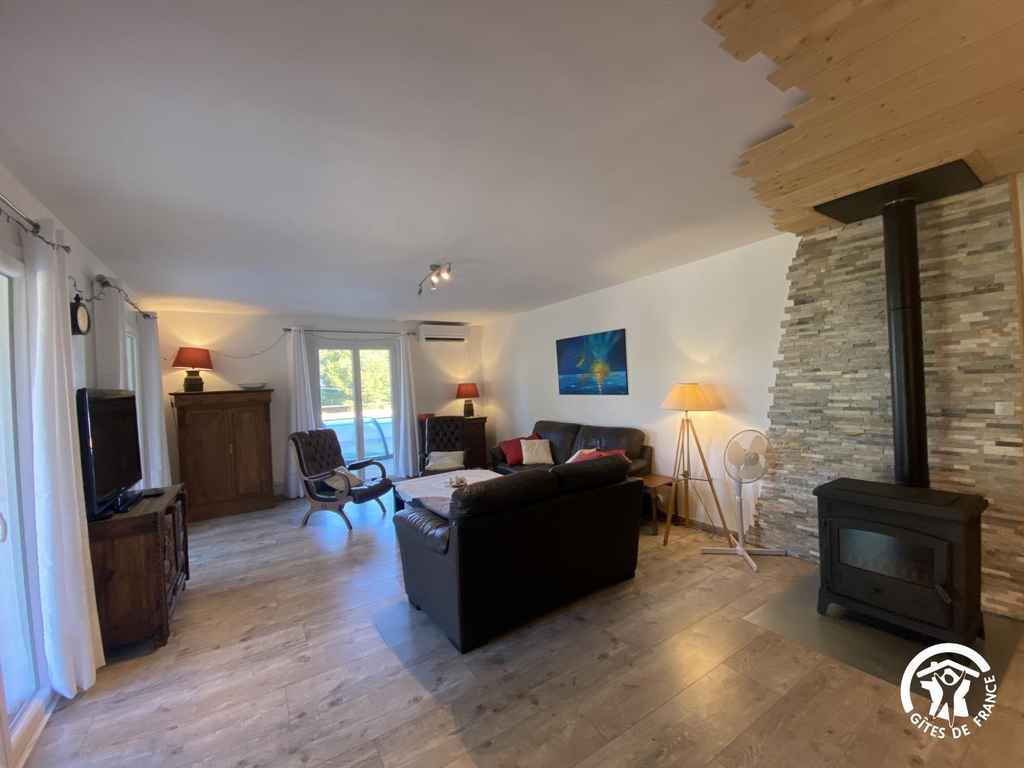 66G109905 5d72d7d242284c7d9fe7d27524488738