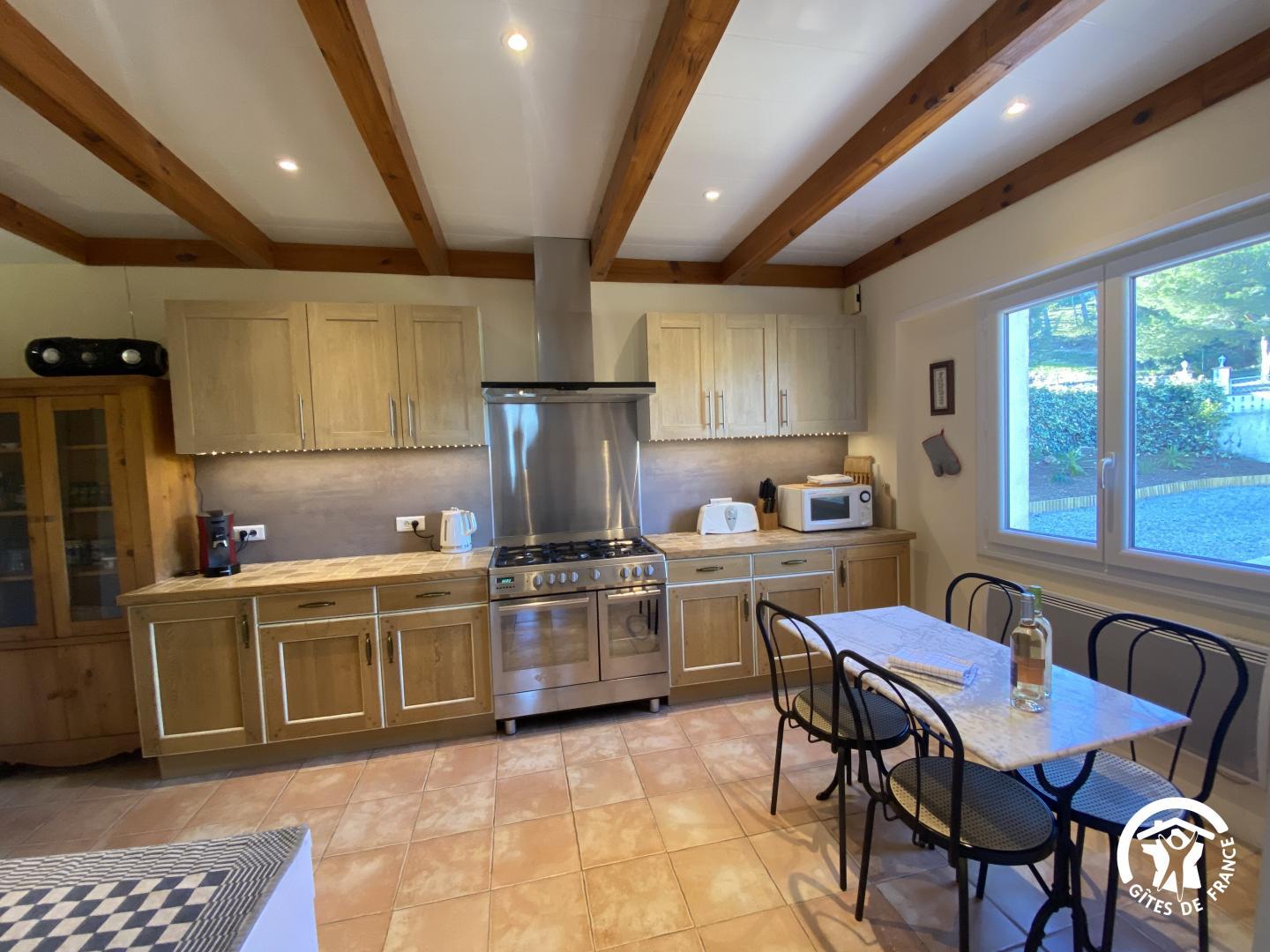 66G109905 7c8dfc9d583b424295ad0804b74a9e52