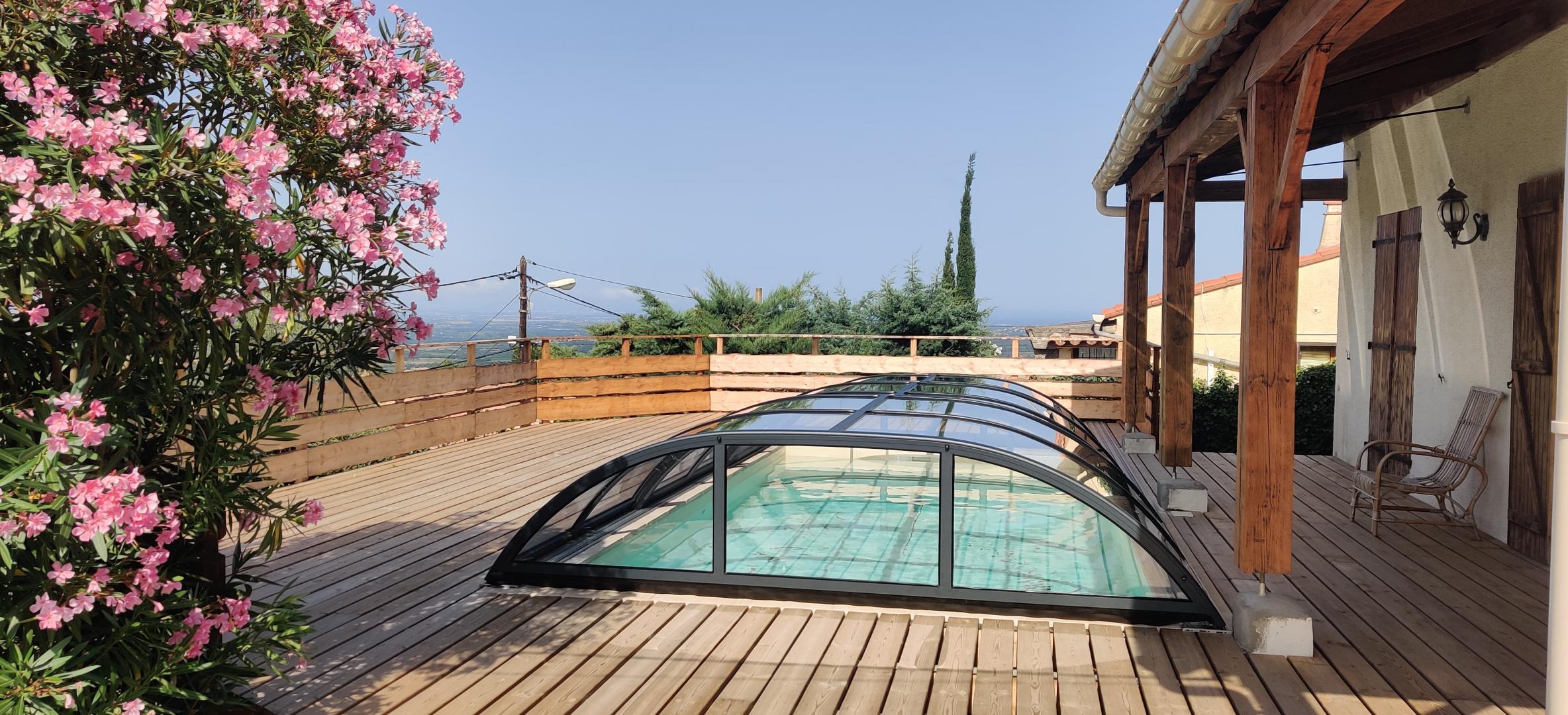 66G109905 c69541b8e3e94c82a249220ba2477b37