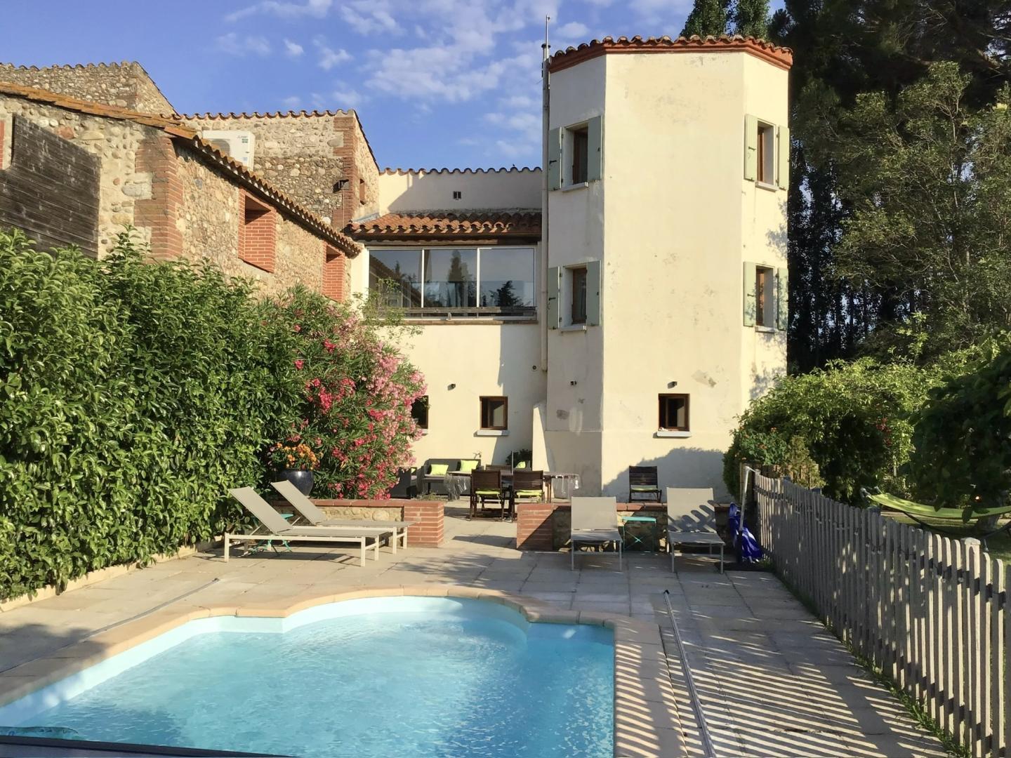 LE GRAND PIGEONNIER - MAS BATLLE