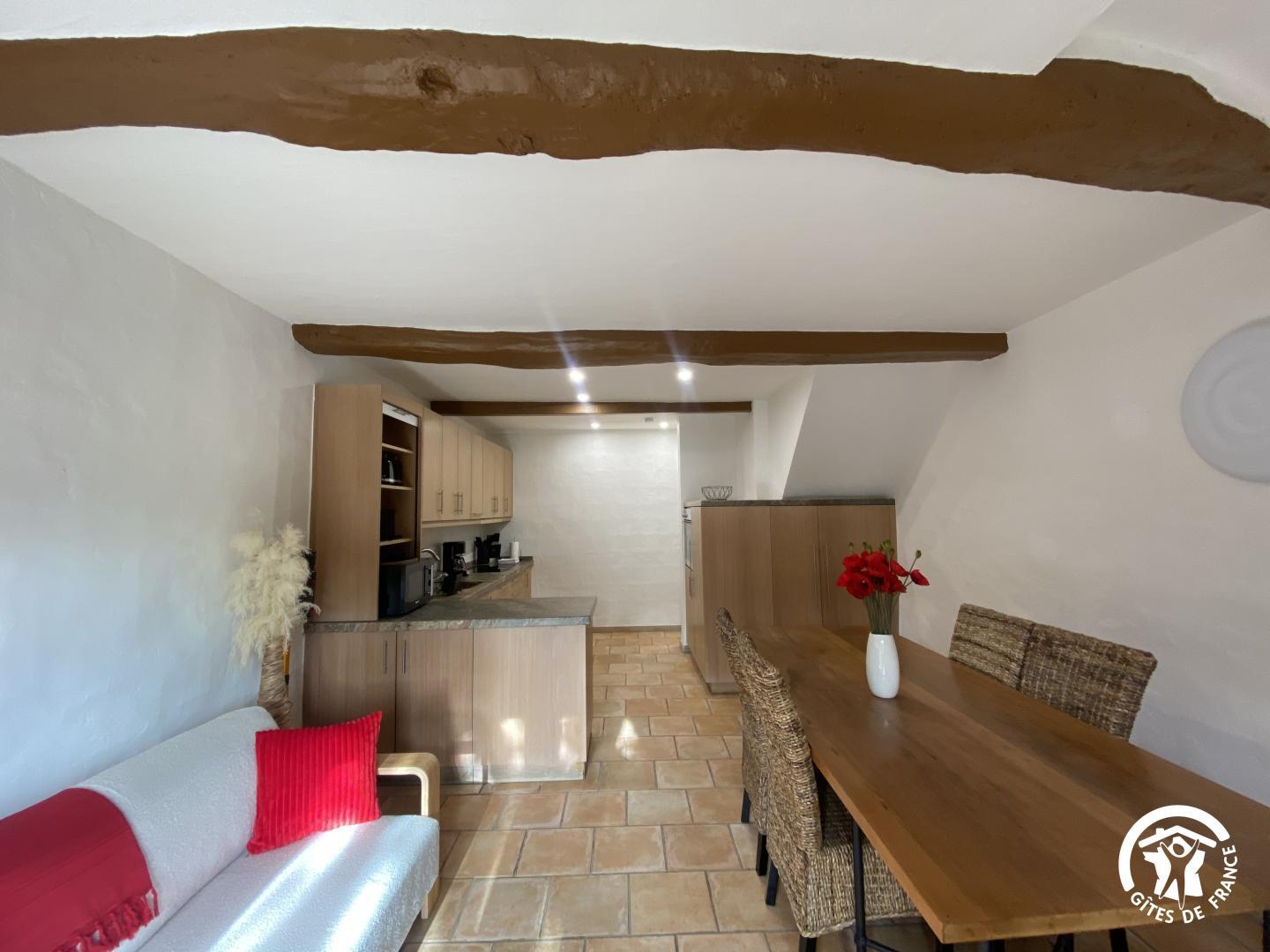 66G111201 03958ef4cf4648adb2df4de2b68073cd