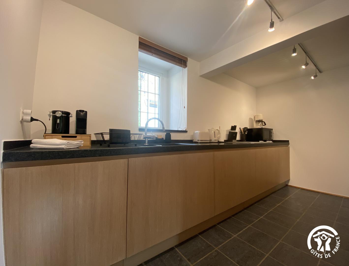 66G111201 5d1cff980d11435286bff05d239d2ad1