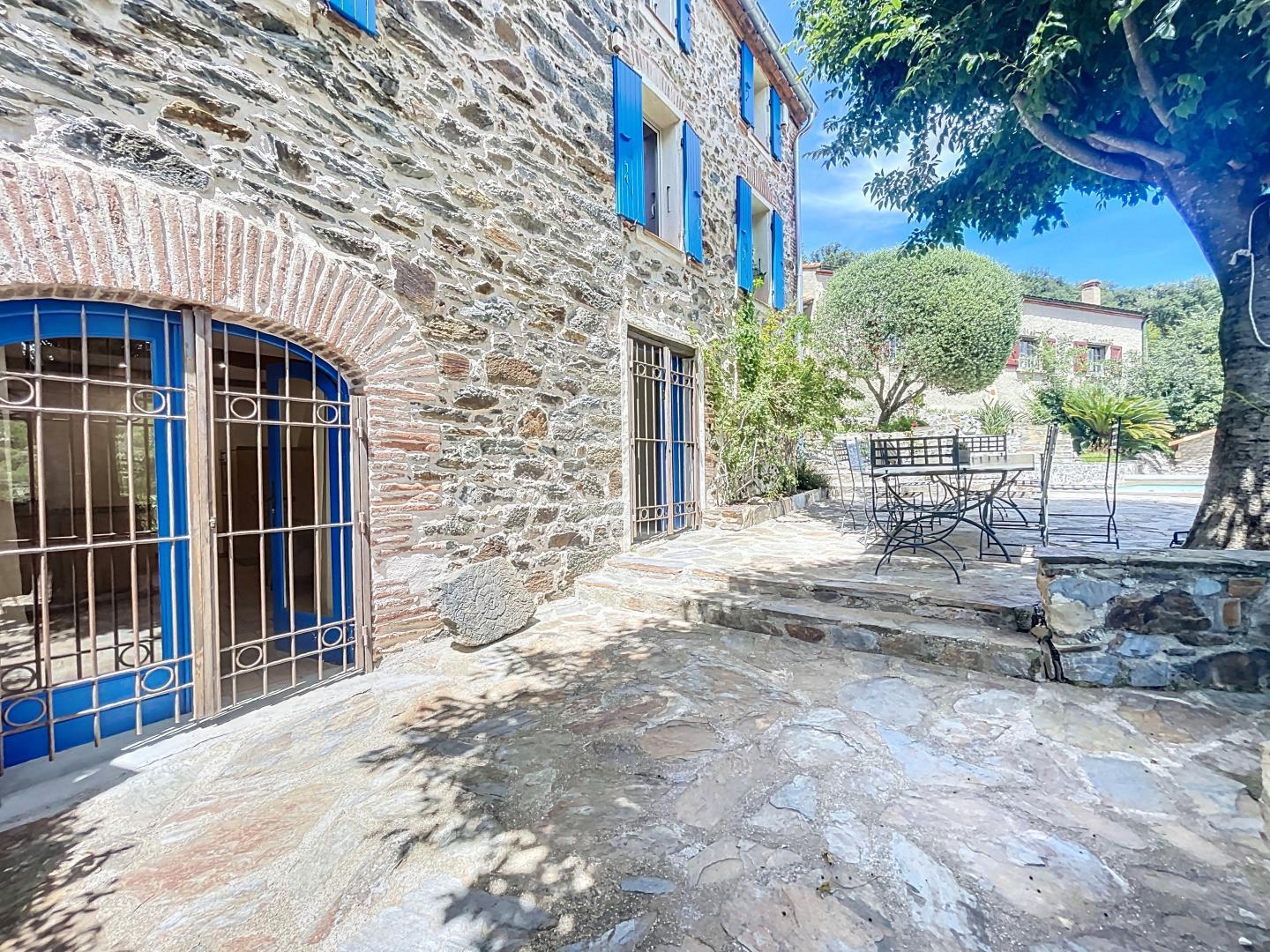 66G111201 82afa44cc1a1420a9ddb7118d1b86f9e