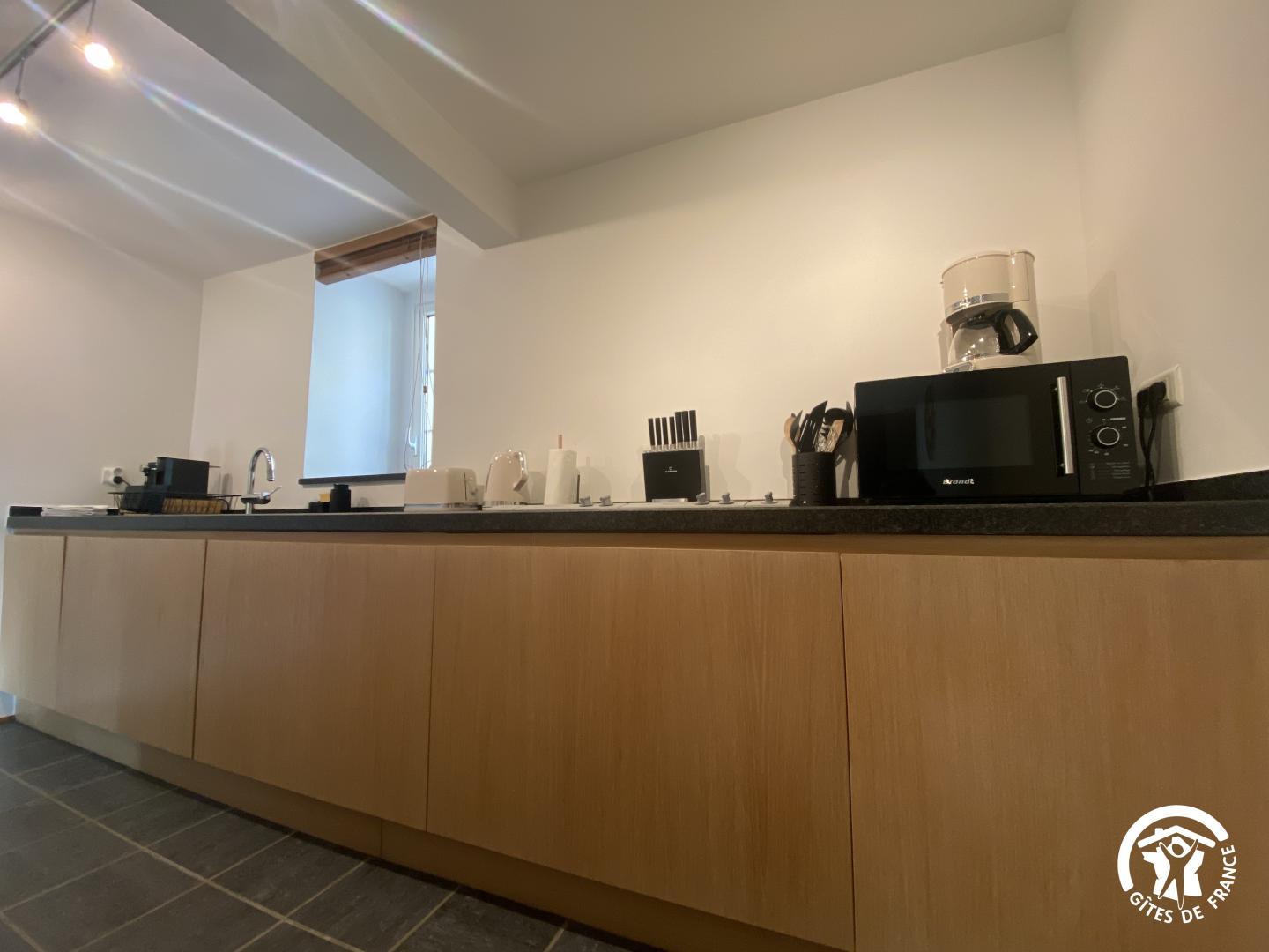 66G111201 e797a06a2b2f4f12a71ee8a2460e2be3