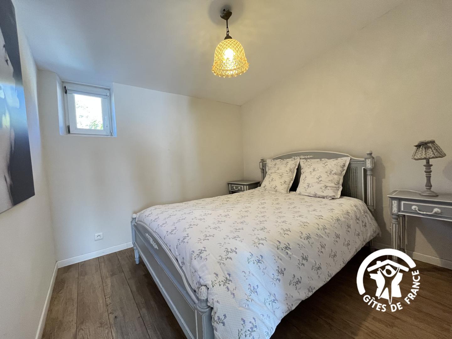 66G112606 17667fdd7b7748f88cd224e1a884e74b