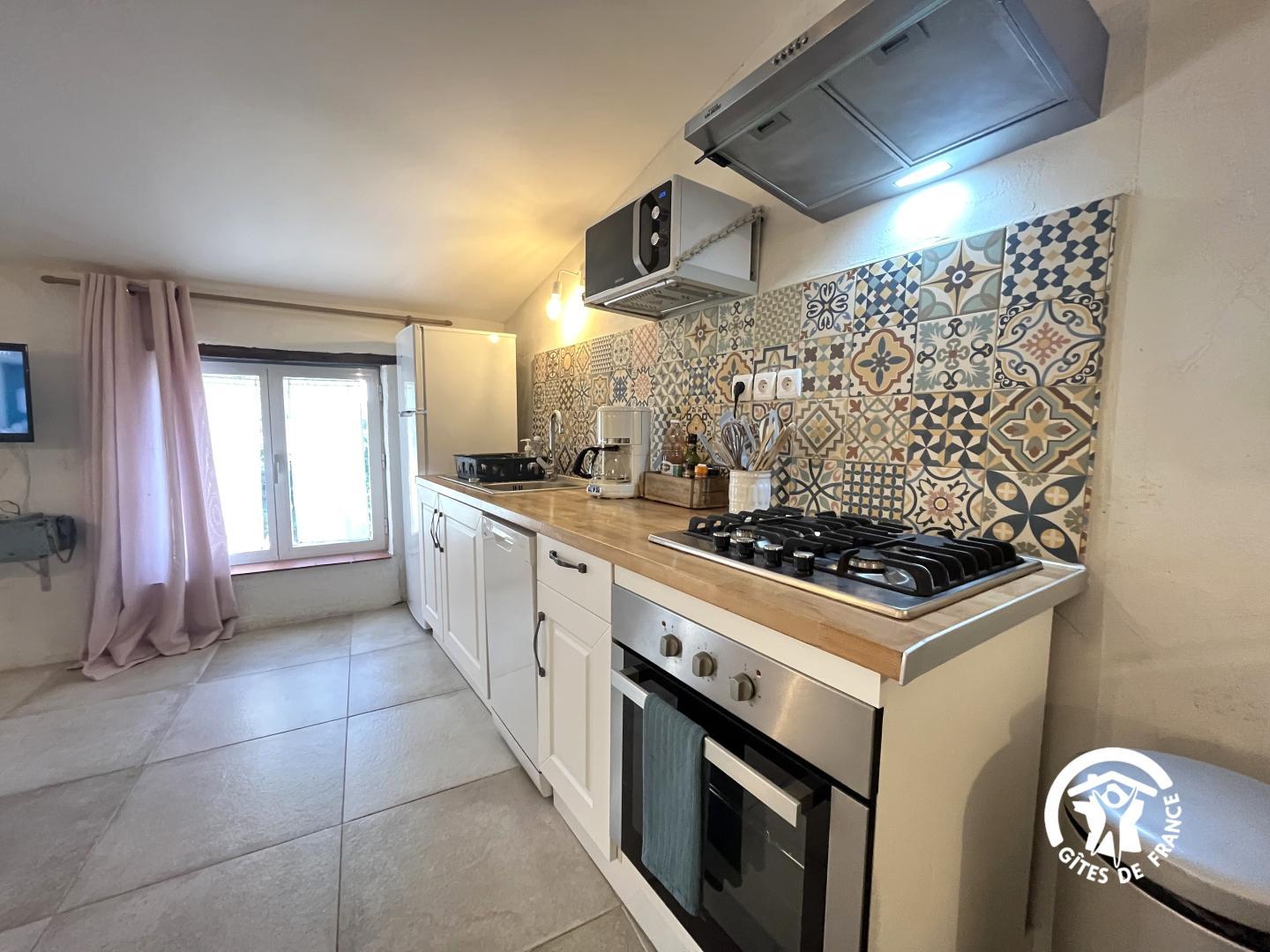 66G112607 0d4df3f430fd45e4bcb70b76817b7d27