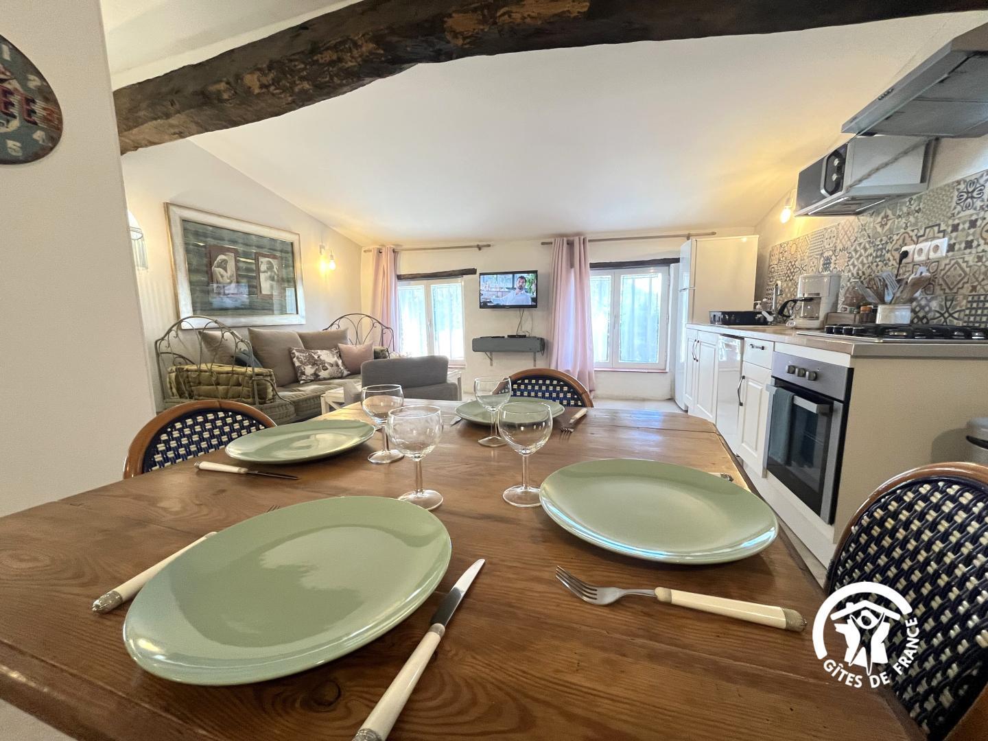 66G112607 8154b371371d4a7d950dba502b39f67e