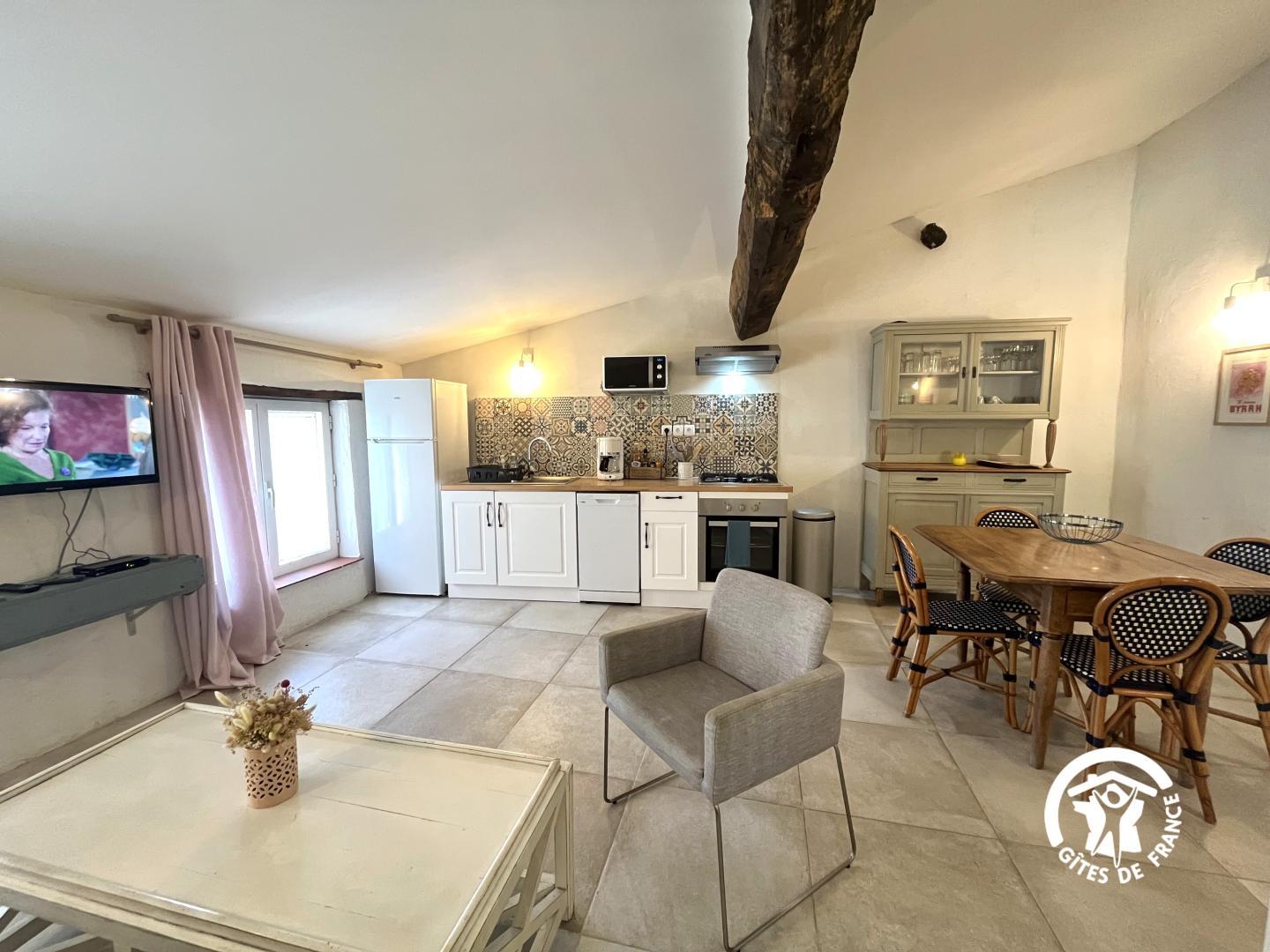 66G112607 94d7eac07b2e4b3bae0377e31de4510f