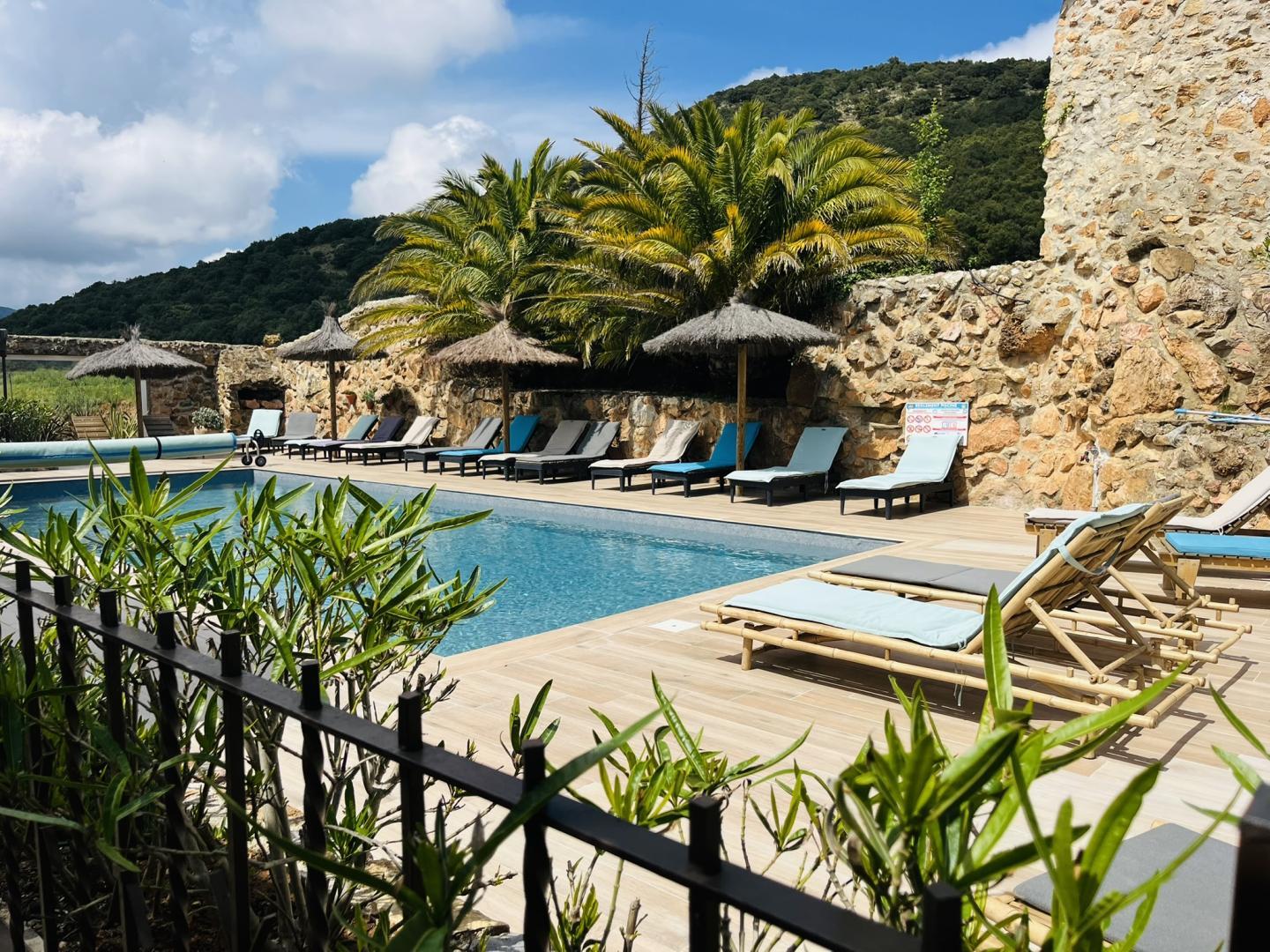 66G112607 e91cbd315e32499fb05891de7357a5a6