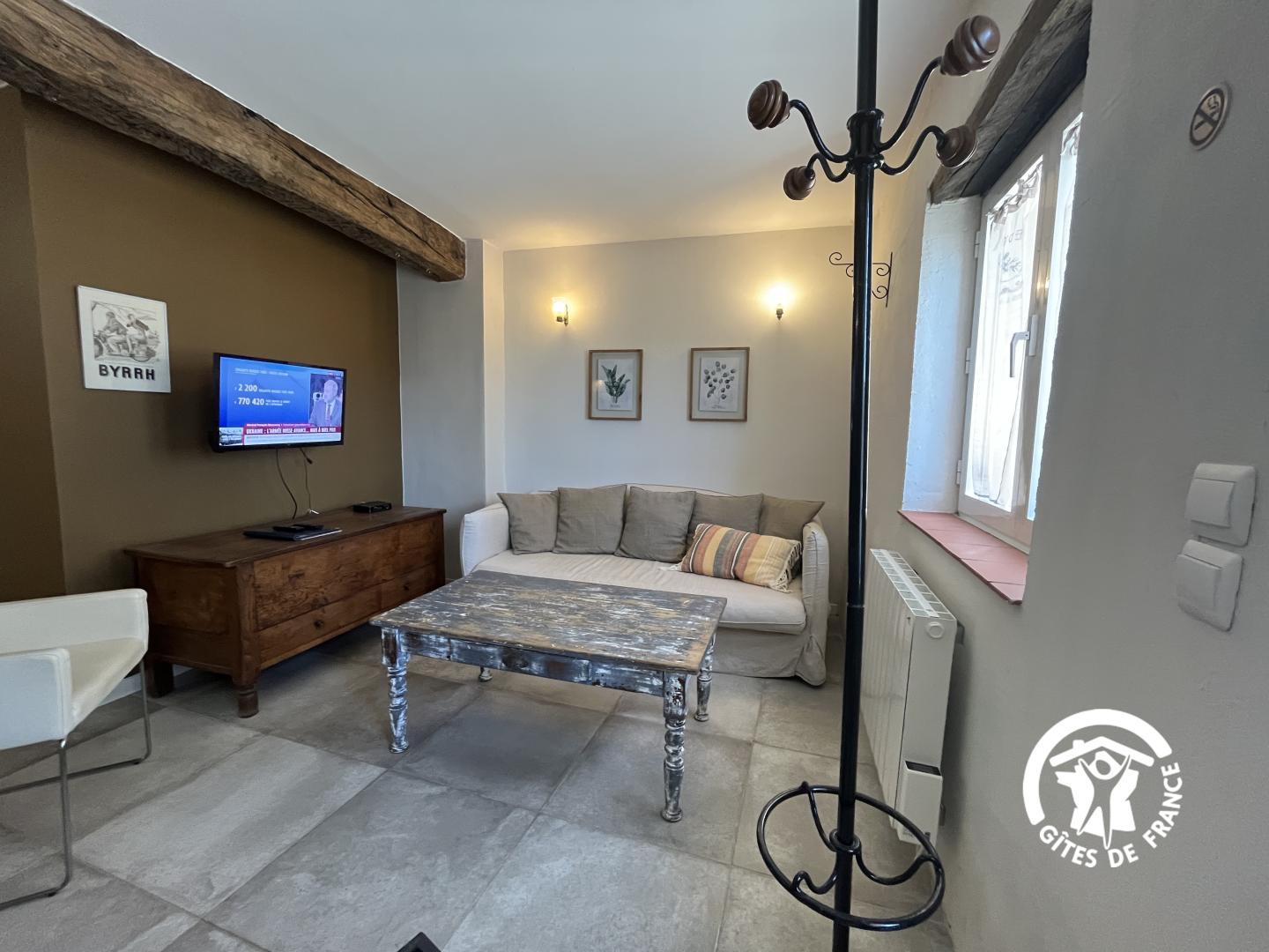 66G112608 db5bfb9f2fec4e6991855d5f2d61ae7d