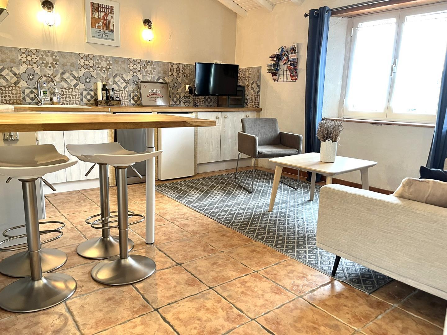 66G112609 8cba9f1ec5fb4b679b833c7e4889f9d6