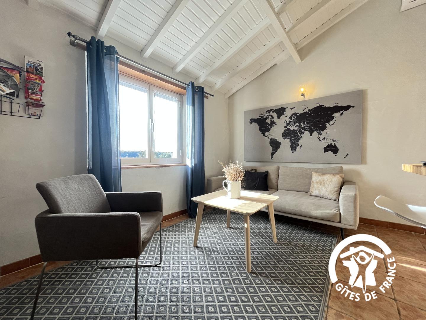 66G112609 c0b15960c26a465fabc661f5115796f6