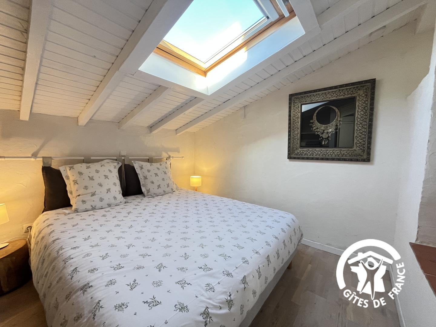 66G112609 ebc2bffdeb804686ba543c894e2a9926