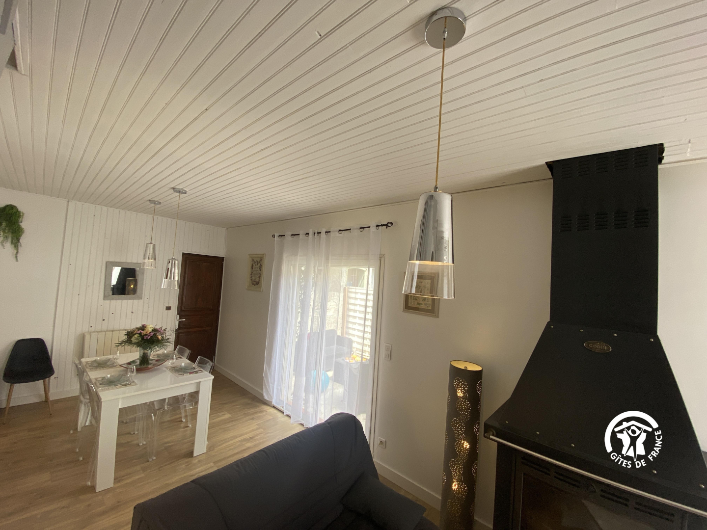 66G113410 83f36f2ca3f144c7b795e1330cd5dceb