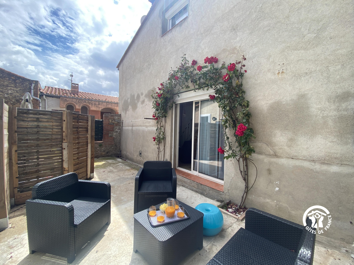 66G113410 988f36d6677f400da2202899147125b5